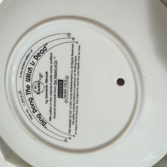 Wizard of Oz 'ding dong the witch is dead' by kimmerle Milnazik 1993 ** musical - Picture 2 of 2